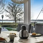 Stunning In With Kitchen