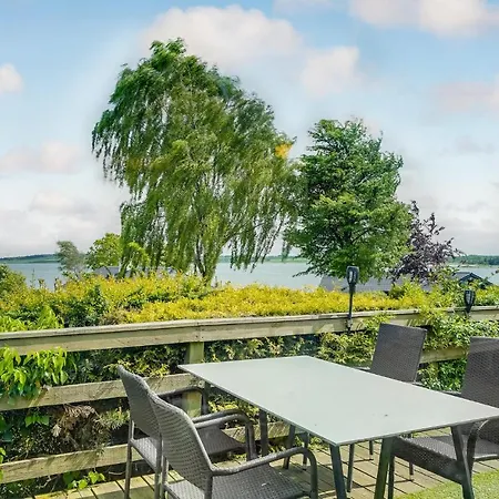 Semesterbostad Stunning In With Kitchen