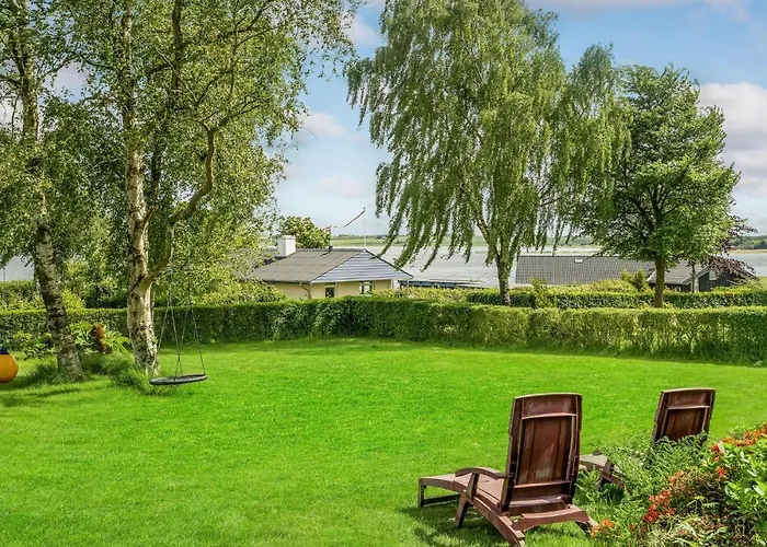 Stunning In With Kitchen Сasa de vacaciones